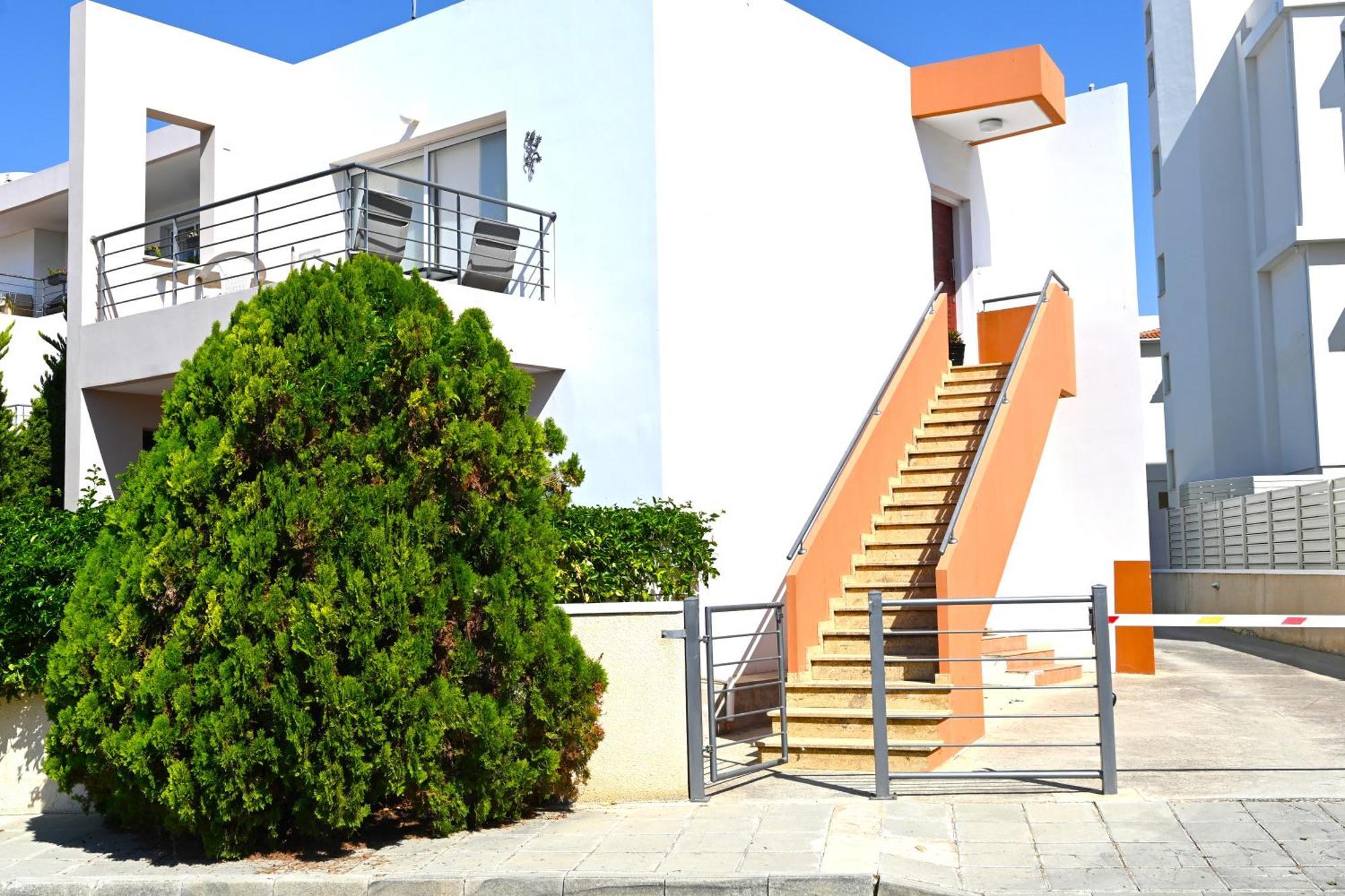 Отдыхайте С Удовольствием Paphos Exterior photo